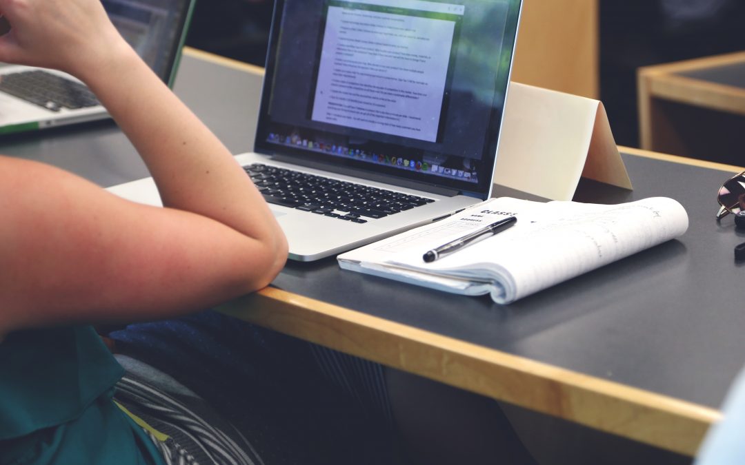 ¡Es hora de estudiar en línea!